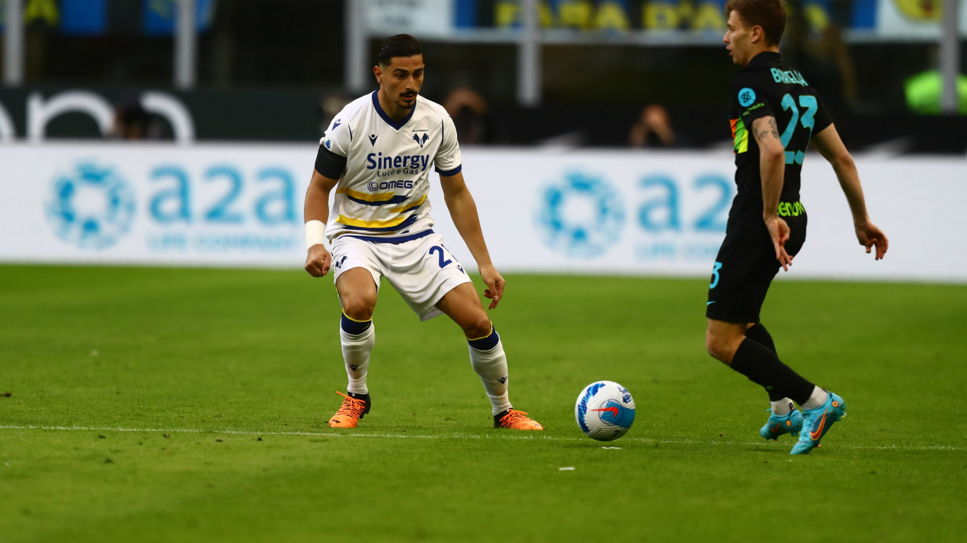 Barella E Dzeko Piegano L'Hellas, Verona Ko A San Siro