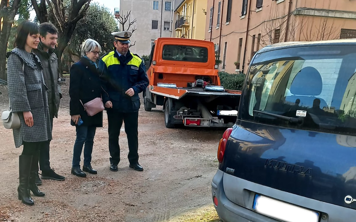 Trattamento per rimozione difetti auto a Verona